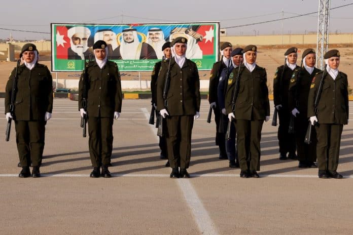 الأميرة عائشة بنت الحسين ترعى احتفال مرور 30 عاماً على تأسيس مديرية شؤون المرأة العسكرية