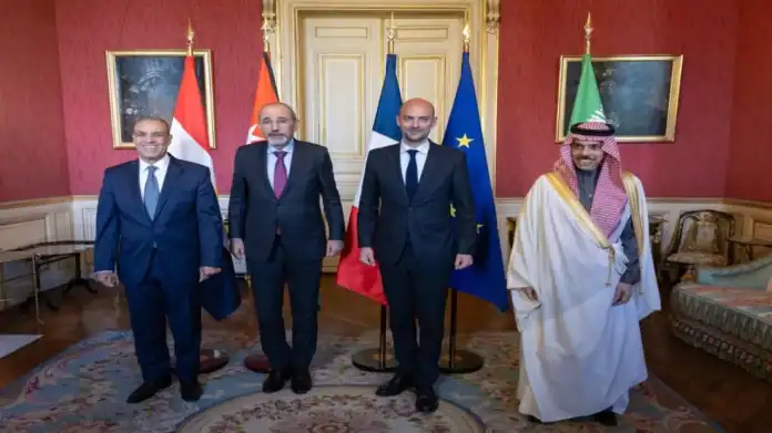 الصفدي يناقش مع اللجنة الوزارية التحضيرات لمؤتمر دولي بشأن حل الدولتين في نيويورك