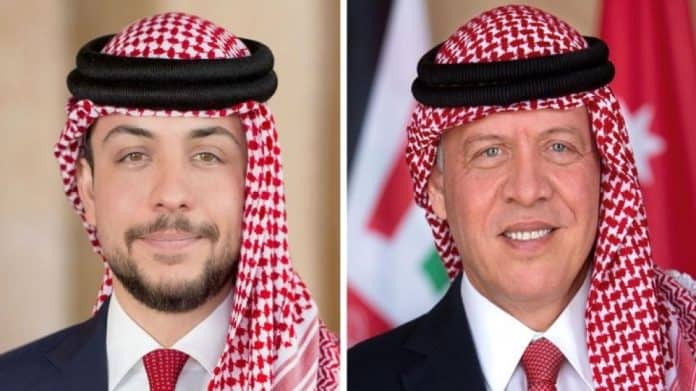 الملك وولي العهد يتلقيان برقيات تهنئة بمناسبة عيد الاستقلال الـ79 للمملكة