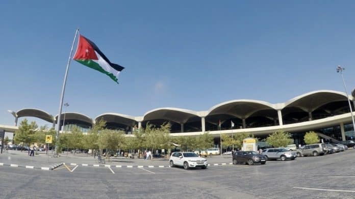 الأردن يغلق مجاله الجوي ويعلّق الرحلات مؤقتًا تحسبًا لتصعيد إقليمي