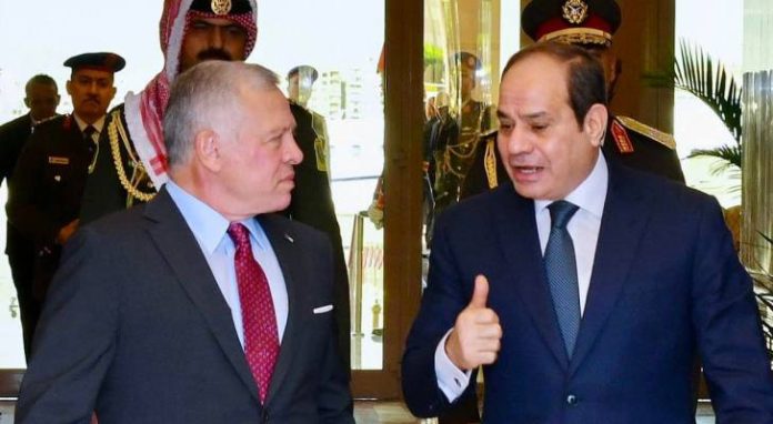 الملك يهنئ الرئيس المصري بذكرى ثورة 23 يوليو