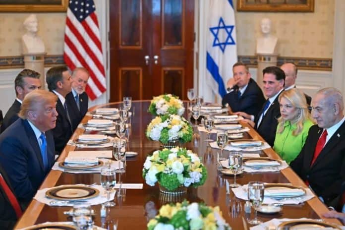 ترامب لا أرى عوائق أمام وقف إطلاق النار في غزة