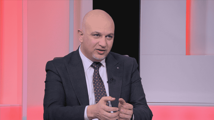 وزير الاستثمار 561 مستثمراً حصلوا على الجنسية الأردنية منذ 2018