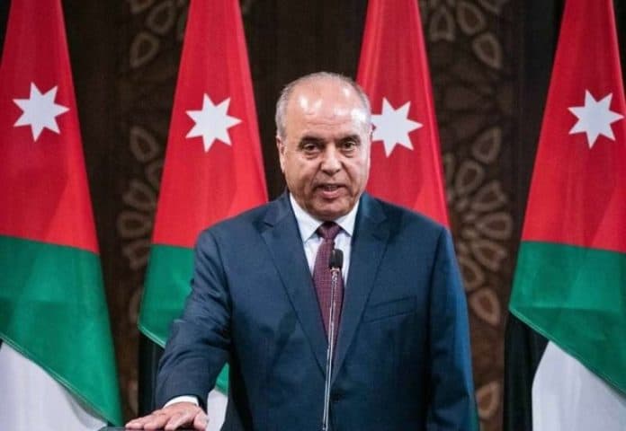 وزير التربية يوجه رسالة للمعلمين والطلبة ويكشف عن منصة تعليمية شاملة