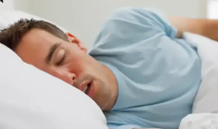 دراسة: النوم لفترات طويلة قد يزيد خطر الوفاة