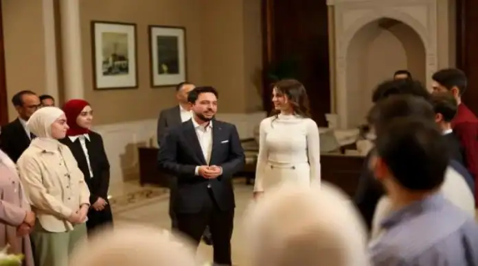 أوائل التوجيهي لولي العهد: امتحان الرياضيات كان صعباً – فيديو