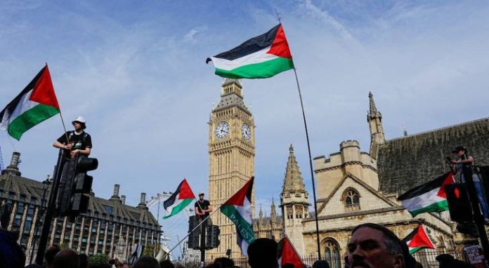 بعد الاعتراف بفلسطين.. بريطانيا تتحرك في الأمم المتحدة لإطلاق إطار سلام جديد