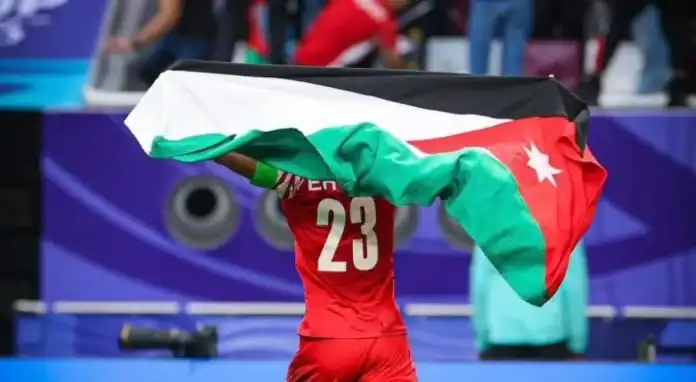 نجوم ومدربون عرب يشيدون بإنجاز النشامى وتأهلهم التاريخي إلى المونديال