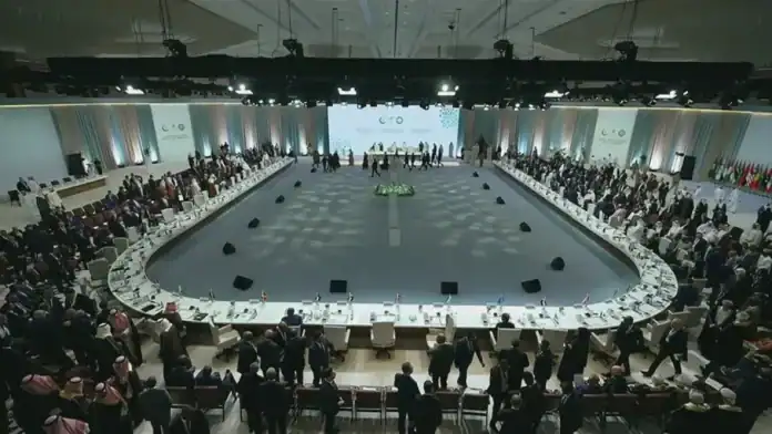 القمة العربية الإسلامية الطارئة في الدوحة: إدانة العدوان الإسرائيلي وتأكيد التضامن مع قطر