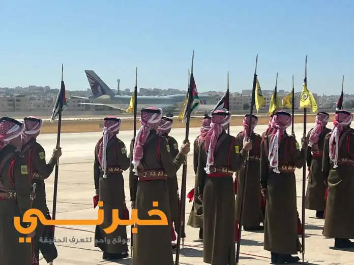 أمير قطر يصل إلى عمّان في زيارة رسمية