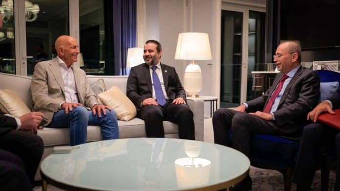 الصفدي يلتقي وزير الخارجية السوري والمبعوث الأميركي إلى سوريا في الدوحة