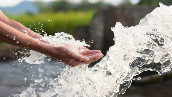 الأردن يتلقى دعماً هولندياً بقيمة 100 مليون يورو لقطاع المياه