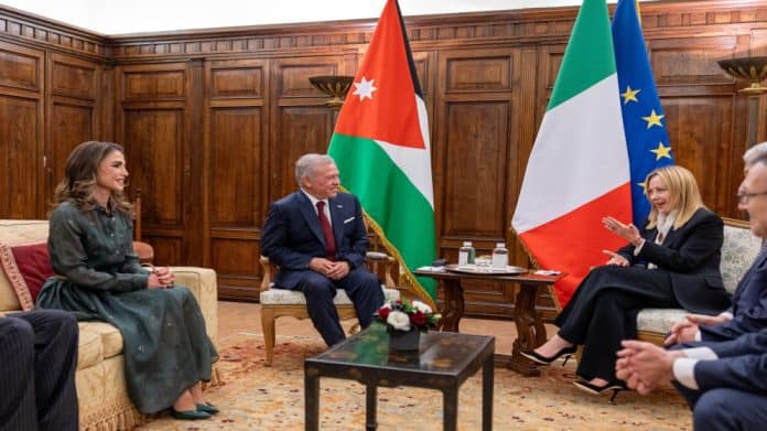 الملك عبدالله الثاني وميلوني يشددان على تنفيذ اتفاق غزة ودعم حل الدولتين