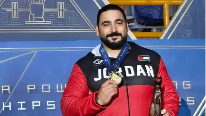 البطل البارالمبي عبد الكريم خطاب يعتلي عرش العالم بذهبية رفع الأثقال