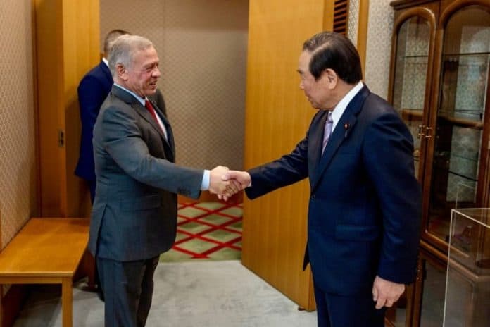 الملك يعقد 10 اجتماعات عليا مع قادة يابانيين بارزين