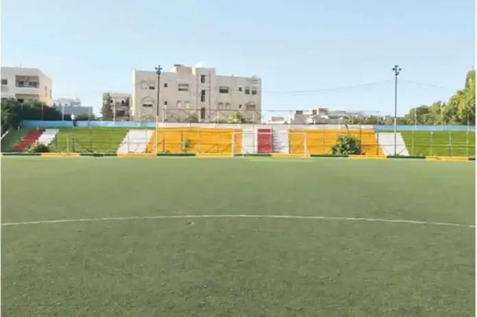 بلدية إربد ترصد ميزانية لتطوير الملعب البلدي ودعم البنية التحتية الرياضية