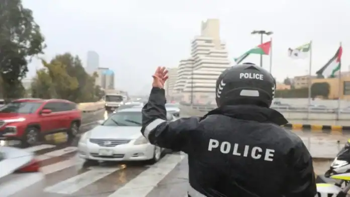 الأمن العام يطلق تحذيرات بشأن المنخفض الجوي ويوجه نصائح وقائية