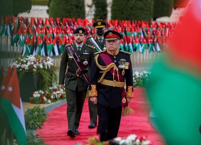 تهنئة خاصة عبر 