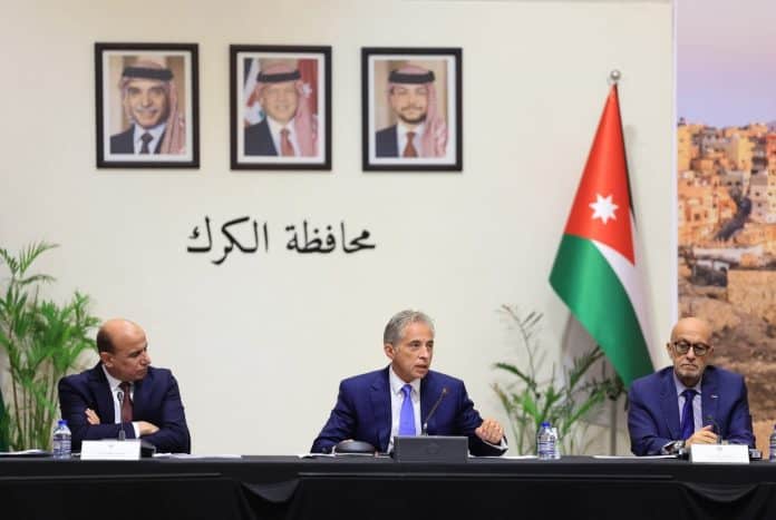 الحكومة تقر حزمة مالية بـ 100 مليون دينار لدعم الجامعات وتسديد ديونها