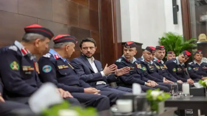 ولي العهد: سلامة المواطنين أولوية قصوى وجاهزية عالية للدفاع المدني