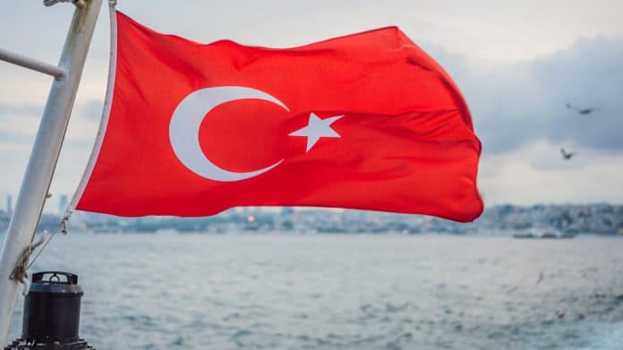 الناتو يدمر صاروخاً إيرانياً متجهاً نحو المجال الجوي التركي