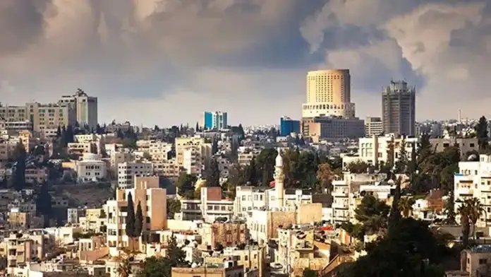 حالة الطقس: ارتفاع الحرارة الجمعة وتوقعات بأمطار السبت