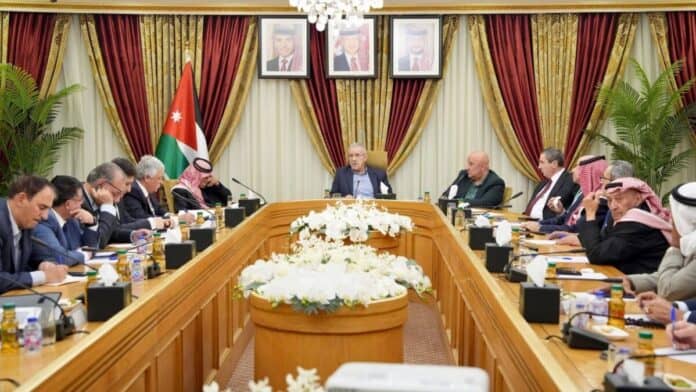 مناقشات في 