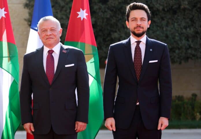 جلالة الملك وولي العهد يستقبلان قادة اليونان وقبرص في قصر الحسينية