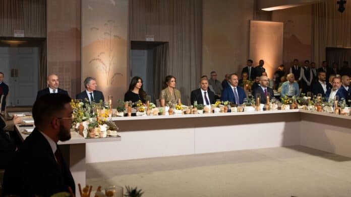 الملكة رانيا ترعى العشاء الخيري لصندوق الأمان احتفاءً بمرور عقدين على تأسيسه