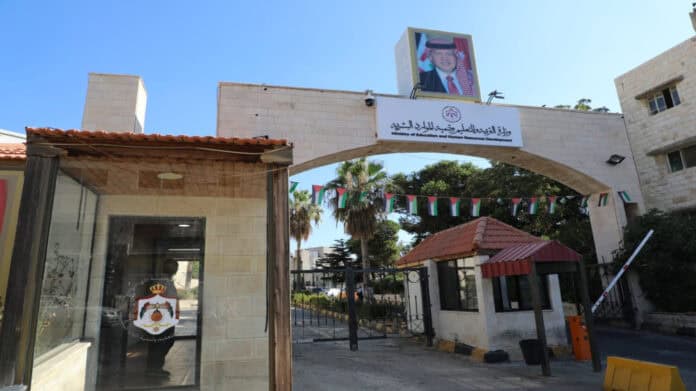 موعد إعلان نتائج الثانوية العامة لطلاب الحادي عشر