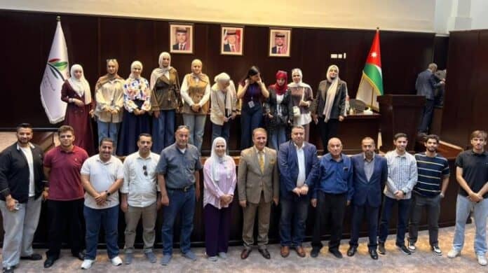 زيارة وفد من المهندسين الصناعيين للمنطقة الحرة في مطار الملكة علياء