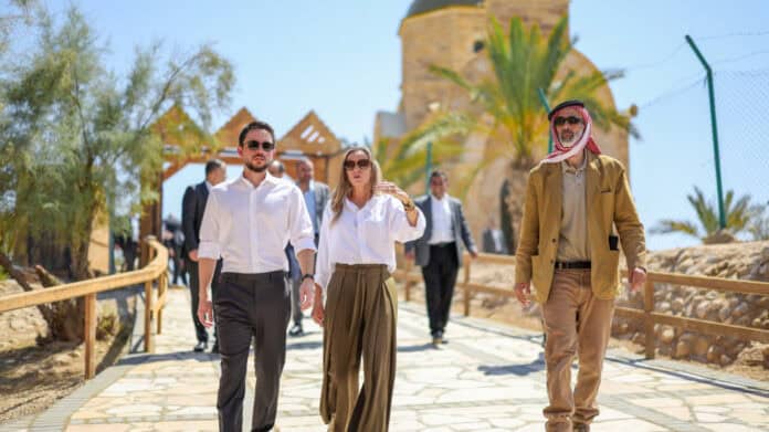 توجيهات من ولي العهد للارتقاء بخدمات الحجاج في موقع المغطس