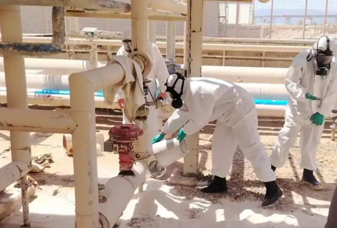مطالبات نيابية بتدخل حكومي لوقف تسرب الأمونيا في العقبة