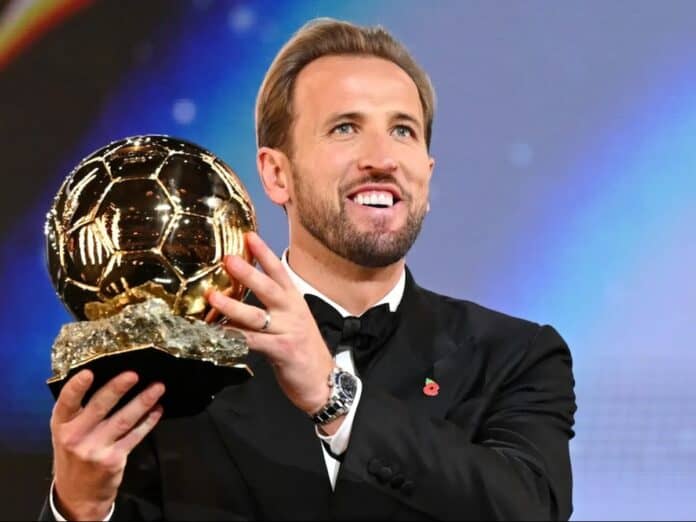 هاري كين مهاجم بايرن ميونخ والمنتخب الإنجليزي خلال حفل الكرة الذهبية في لندن