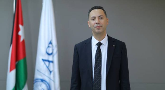 باحث من جامعة العلوم التطبيقية يفوز بجائزة عبد الحميد شومان للباحثين العرب 2025