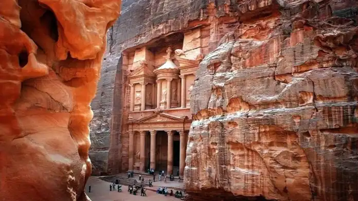 161 ألف مستفيد من برنامج «أردننا جنة» للسياحة الداخلية في 2025