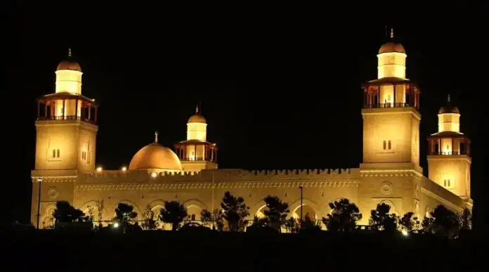 الأوقاف الأردنية تحدد موعد إقامة الفجر وتعلن حزمة مساعدات رمضانية