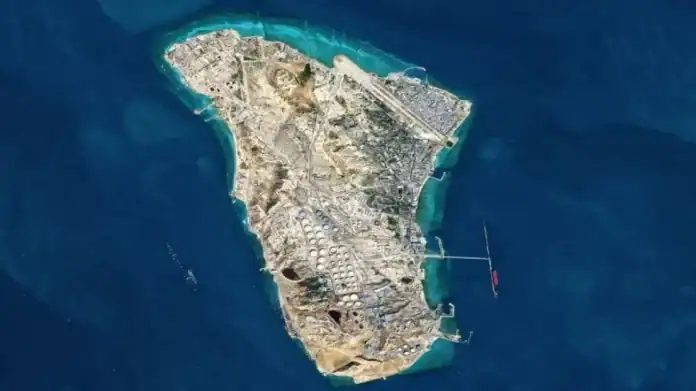 تقرير أميركي: ترامب يبحث خيار الاستيلاء على جزيرة خرج الإيرانية