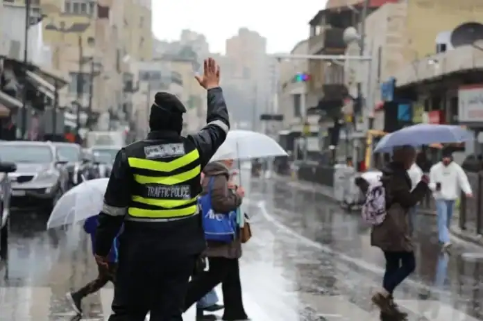 تحذيرات من الأمن العام للتعامل مع اضطرابات جوية